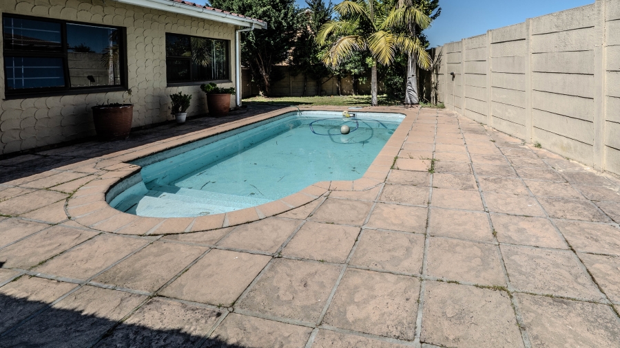 3 Bedroom Property for Sale in Vredenberg Western Cape